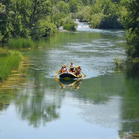 Villa Largo *